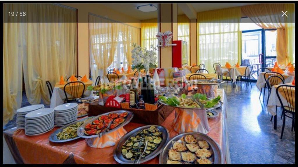 Hotel Piccari Nuova Gestione Rimini Dış mekan fotoğraf