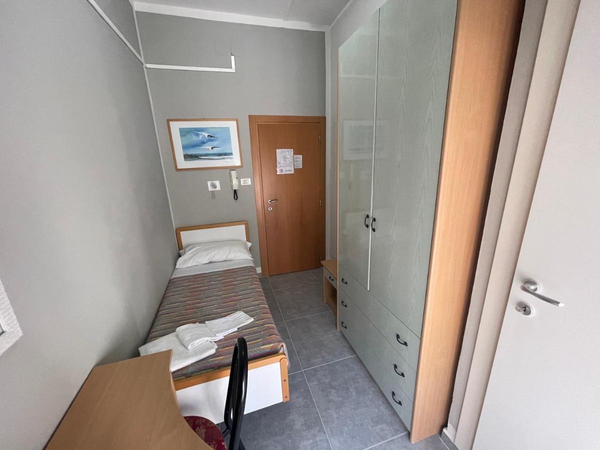 Hotel Piccari Nuova Gestione Rimini Dış mekan fotoğraf