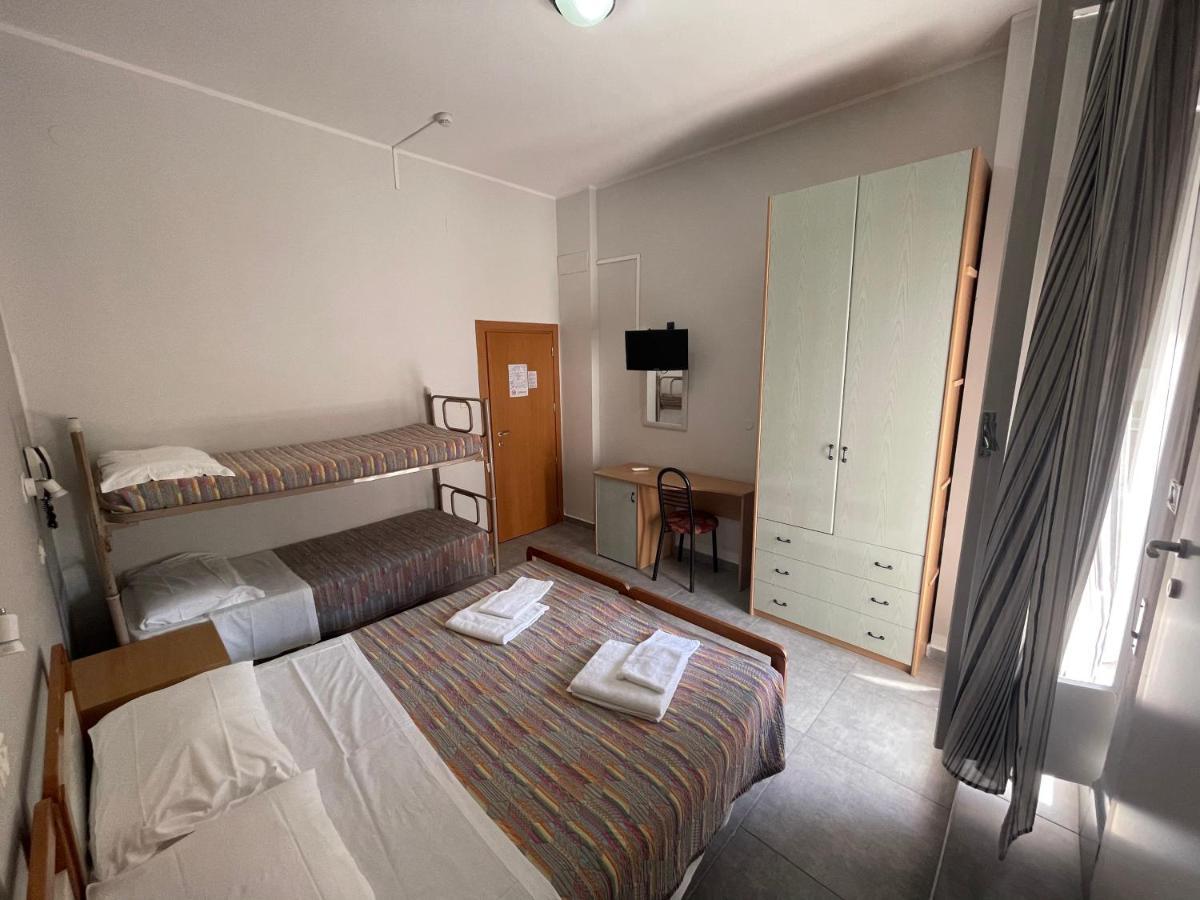 Hotel Piccari Nuova Gestione Rimini Dış mekan fotoğraf