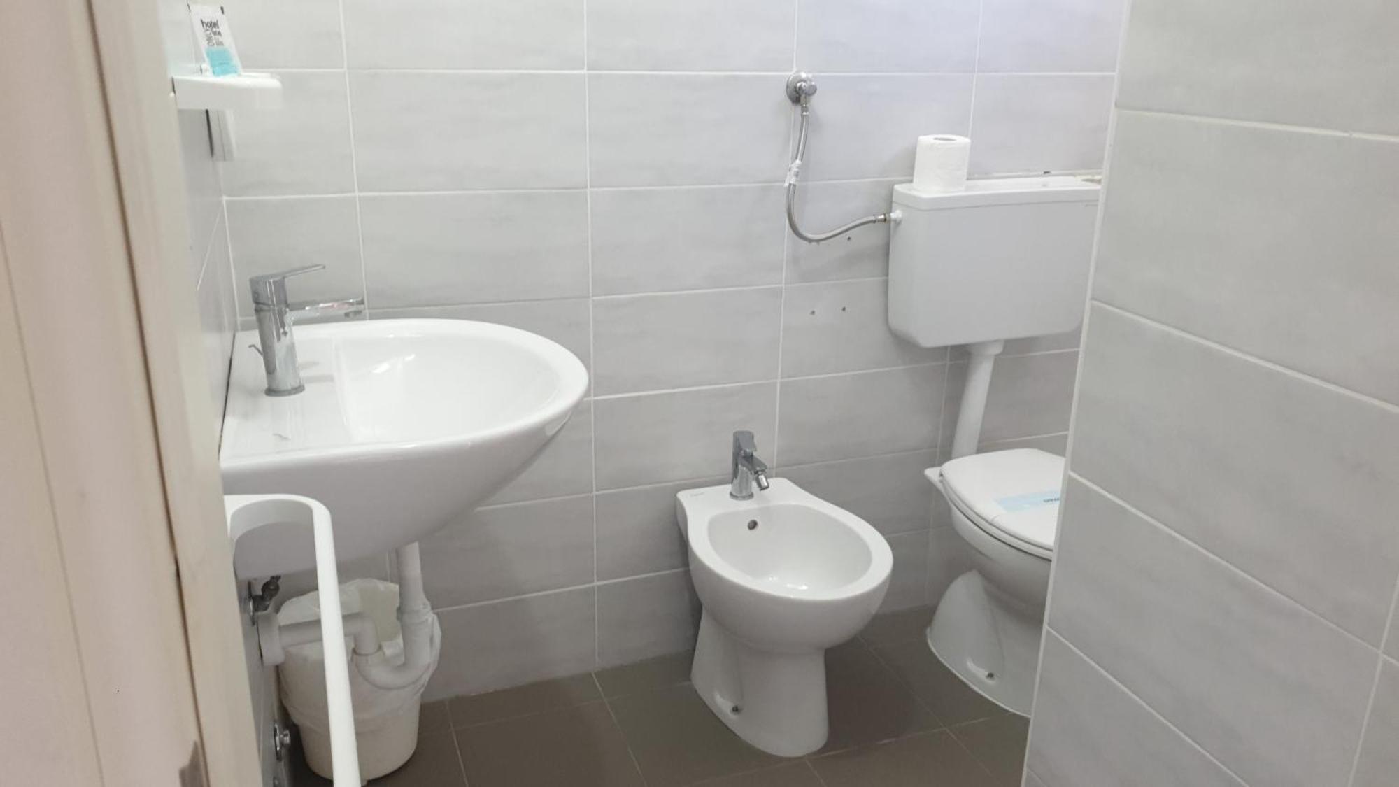 Hotel Piccari Nuova Gestione Rimini Dış mekan fotoğraf