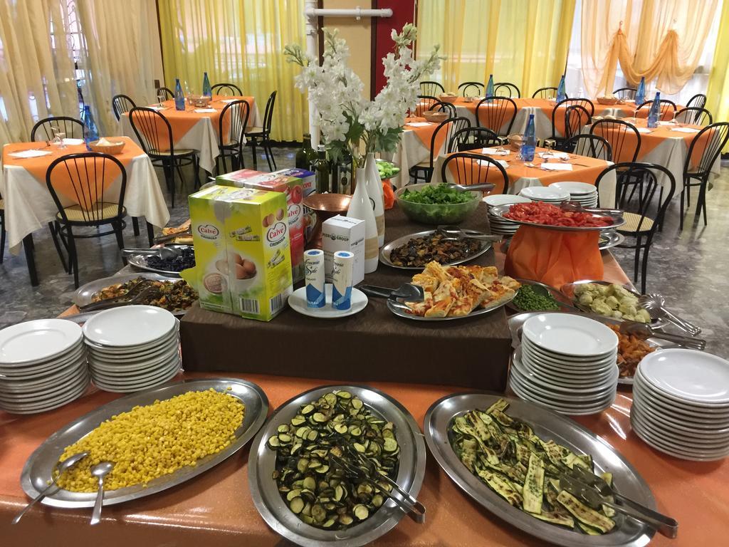 Hotel Piccari Nuova Gestione Rimini Dış mekan fotoğraf